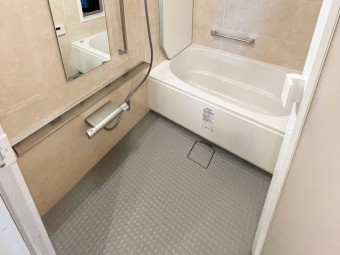 お湯が真上から降り注ぎシャワーだけでもたっぷりリラックス 世田谷区I様邸 お湯が真上から降り注ぎシャワーだけでもたっぷりリラックス 世田谷区I様邸